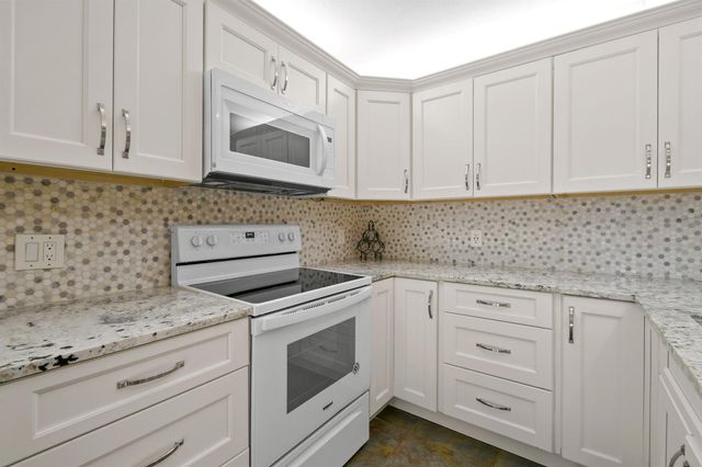 1918 19th Court, Jupiter, FL 33477