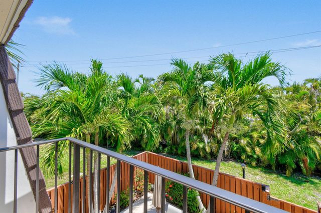 1918 19th Court, Jupiter, FL 33477