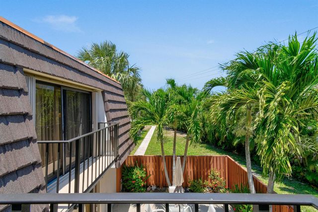 1918 19th Court, Jupiter, FL 33477