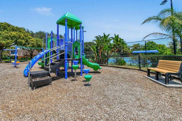 1918 19th Court, Jupiter, FL 33477