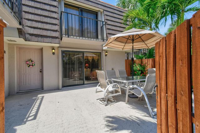 1918 19th Court, Jupiter, FL 33477