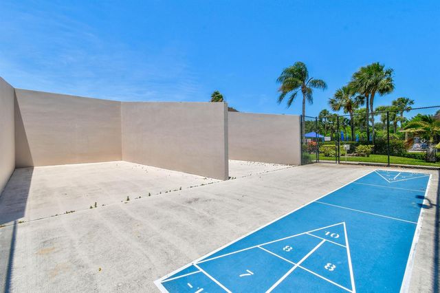 1918 19th Court, Jupiter, FL 33477