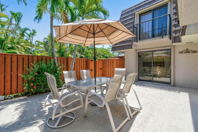 1918 19th Court, Jupiter, FL 33477