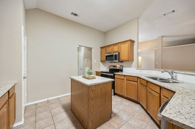 3711 Sycamore Lane, Rockwall, TX 75032