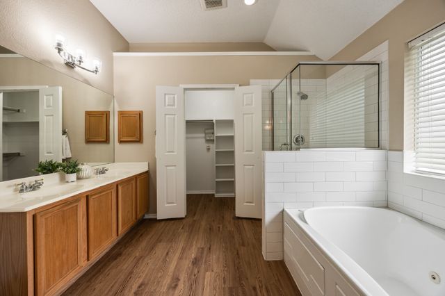 3711 Sycamore Lane, Rockwall, TX 75032