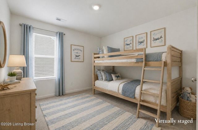 8990 Auburn Woods Rd, Louisville, KY 40214