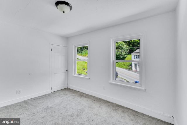 58-60 IRISH LN, Coatesville, PA 19320