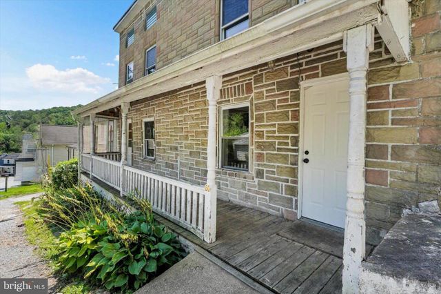 58-60 IRISH LN, Coatesville, PA 19320
