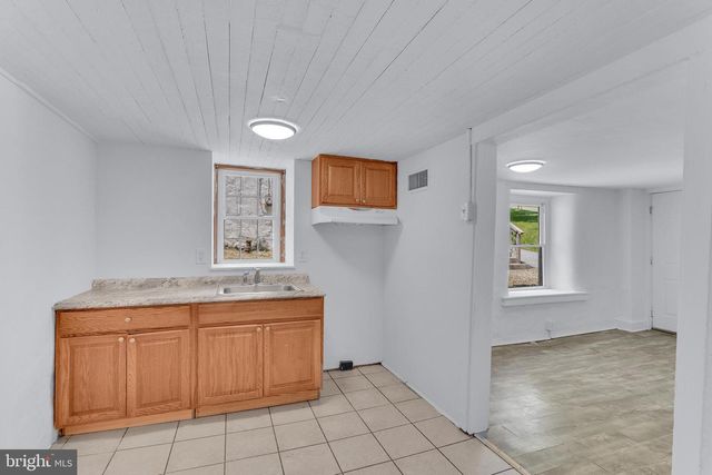 58-60 IRISH LN, Coatesville, PA 19320