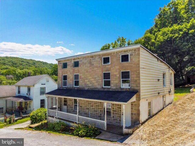 58-60 IRISH LN, Coatesville, PA 19320