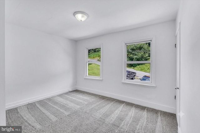 58-60 IRISH LN, Coatesville, PA 19320