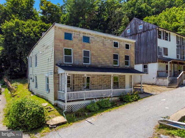 58-60 IRISH LN, Coatesville, PA 19320