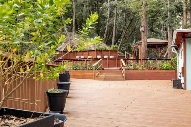 9913 Alba Road, Ben Lomond, CA 95005
