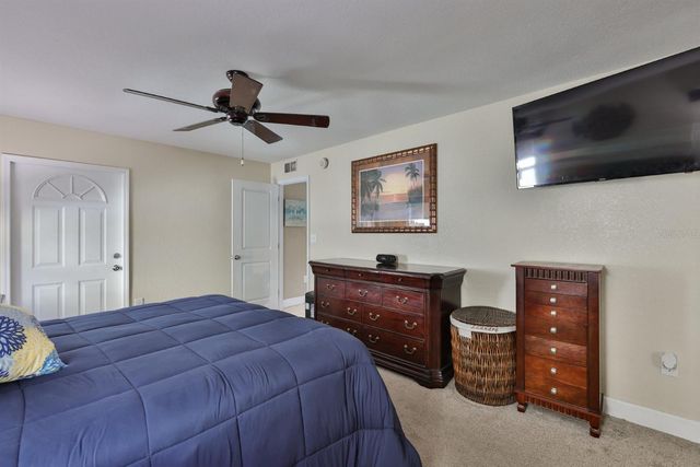 9275 133RD STREET, Seminole, FL 33776