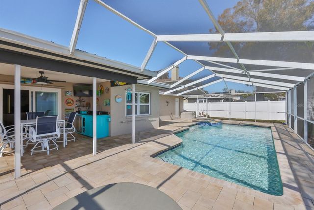 9275 133RD STREET, Seminole, FL 33776