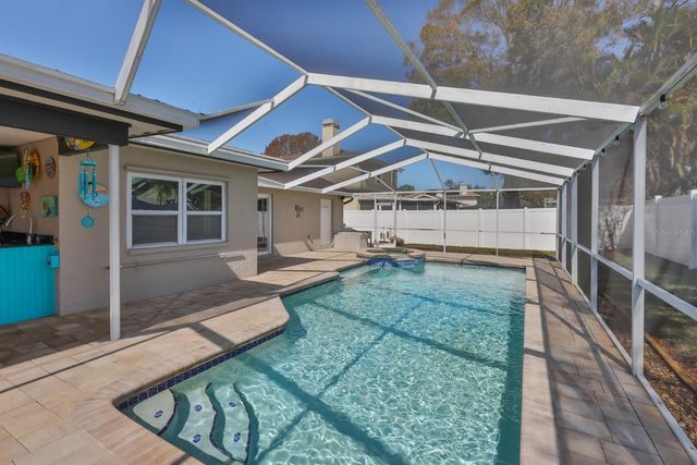 9275 133RD STREET, Seminole, FL 33776