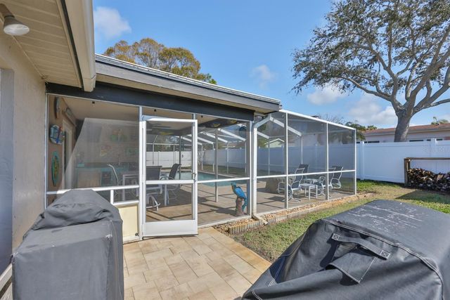 9275 133RD STREET, Seminole, FL 33776