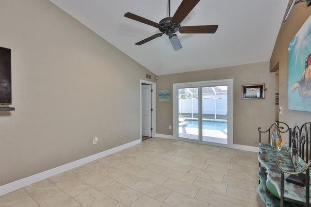 9275 133RD STREET, Seminole, FL 33776