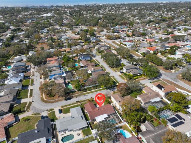 9275 133RD STREET, Seminole, FL 33776