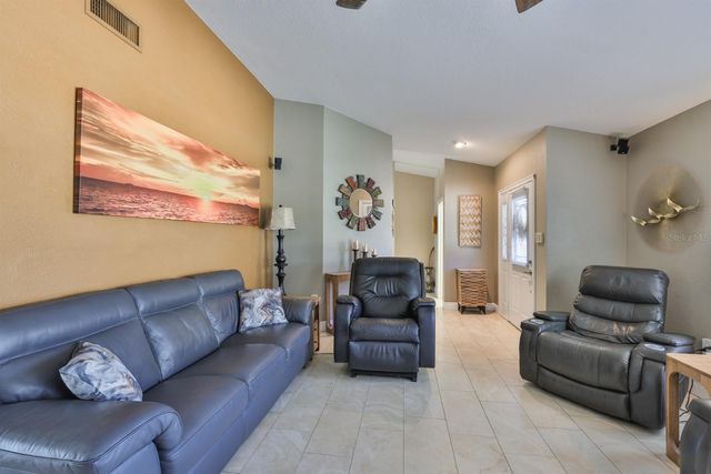 9275 133RD STREET, Seminole, FL 33776