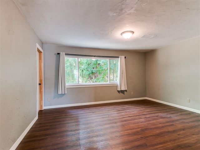 2463 NW 42nd Street, Oklahoma City, OK 73112