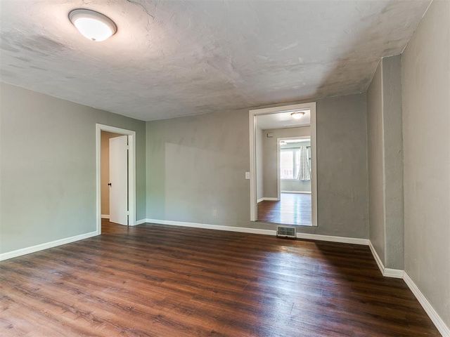 2463 NW 42nd Street, Oklahoma City, OK 73112