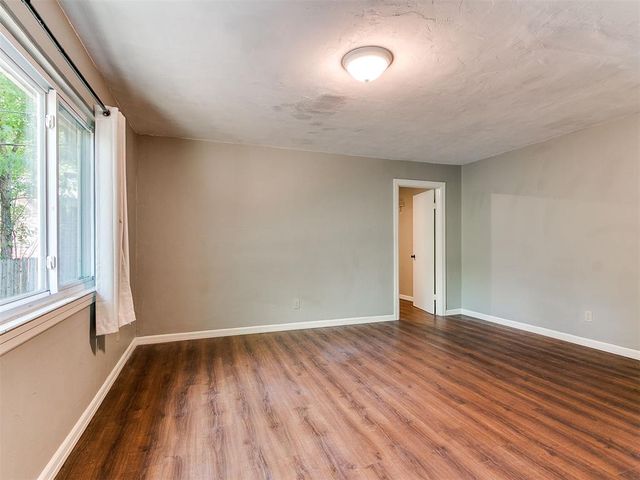 2463 NW 42nd Street, Oklahoma City, OK 73112