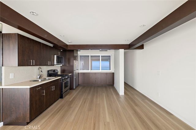 609 Sleepy Hollow Lane 18, Laguna Beach, CA 92651