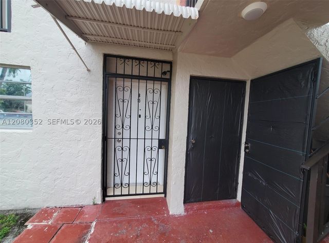 6600 W 2nd Ct 15, Hialeah, FL 33012
