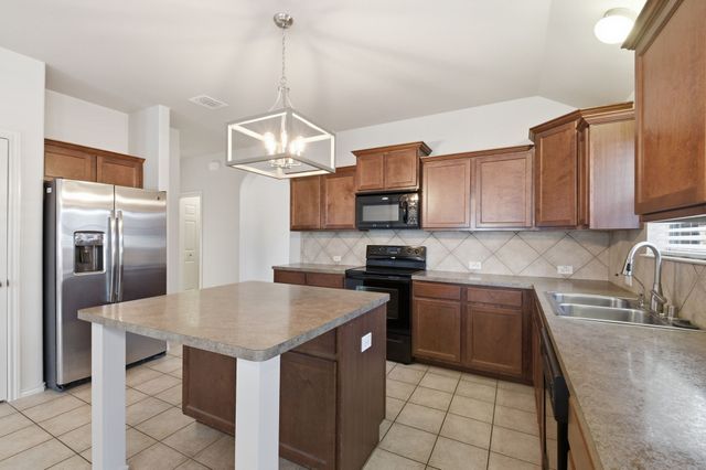 3037 Winding Meadow Trail, Princeton, TX 75407