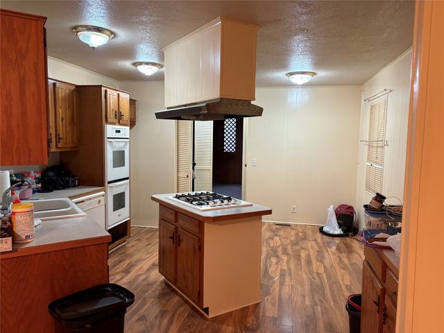 514 Fish Haven Road, Graford, TX 76449