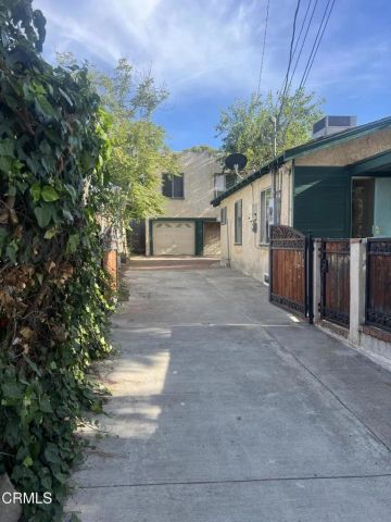 7832 Forsythe Street, Sunland, CA 91040