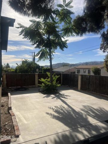 7832 Forsythe Street, Sunland, CA 91040