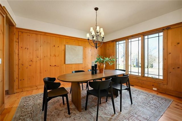 3901 W 125th Terrace, Leawood, KS 66209