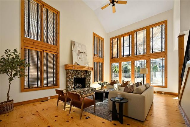 3901 W 125th Terrace, Leawood, KS 66209