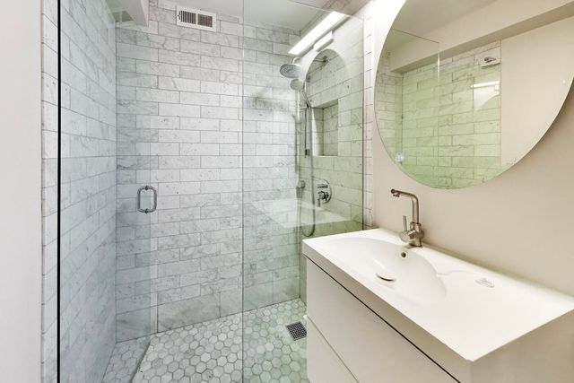 900 N LAKE SHORE Drive 1604, Chicago, IL 60611