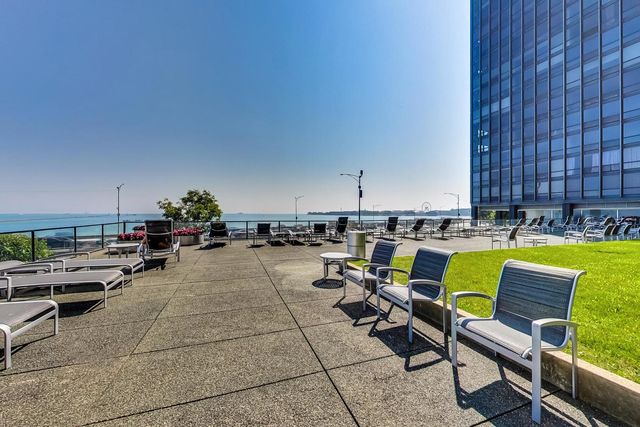 900 N LAKE SHORE Drive 1604, Chicago, IL 60611