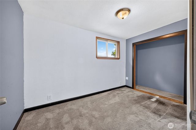 233 Cascade Street, Buckley, WA 98321