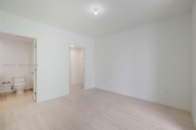 77 SE 5th St 3205, Miami, FL 33131