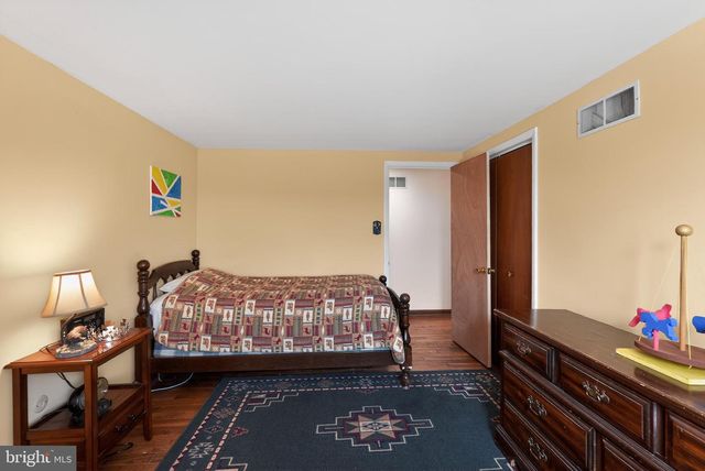 372 HIGH ST, Souderton, PA 18964