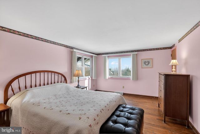 372 HIGH ST, Souderton, PA 18964