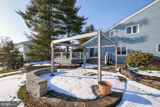 372 HIGH ST, Souderton, PA 18964