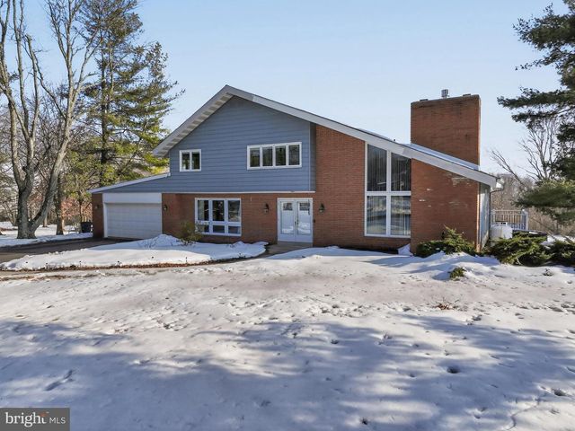 372 HIGH ST, Souderton, PA 18964