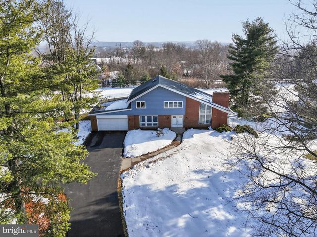 372 HIGH ST, Souderton, PA 18964