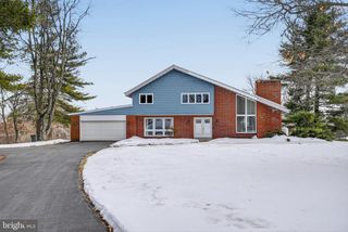 372 HIGH ST, Souderton, PA 18964