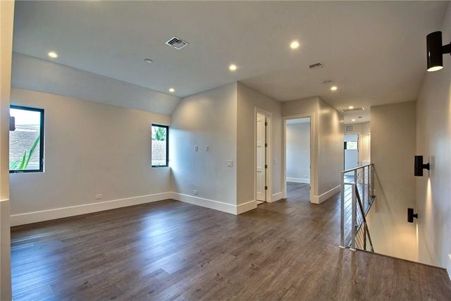 317 NE 15th Ave 317, Fort Lauderdale, FL 33304