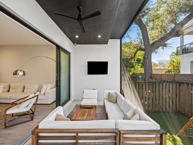 317 NE 15th Ave 317, Fort Lauderdale, FL 33304