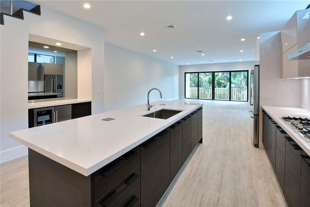 317 NE 15th Ave 317, Fort Lauderdale, FL 33304