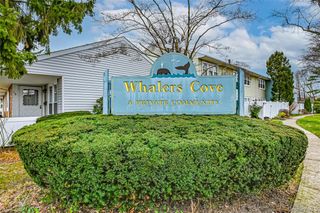 37 Whalers Cove 37, Babylon, NY 11702