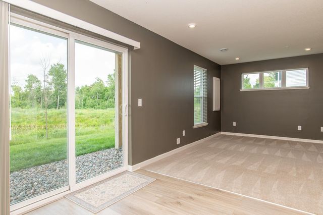 8658 London Circle NE E, Blaine, MN 55449